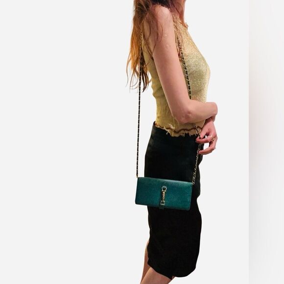 Gucci Handbags - Gucci Green Leather Wallet with Piston Lock